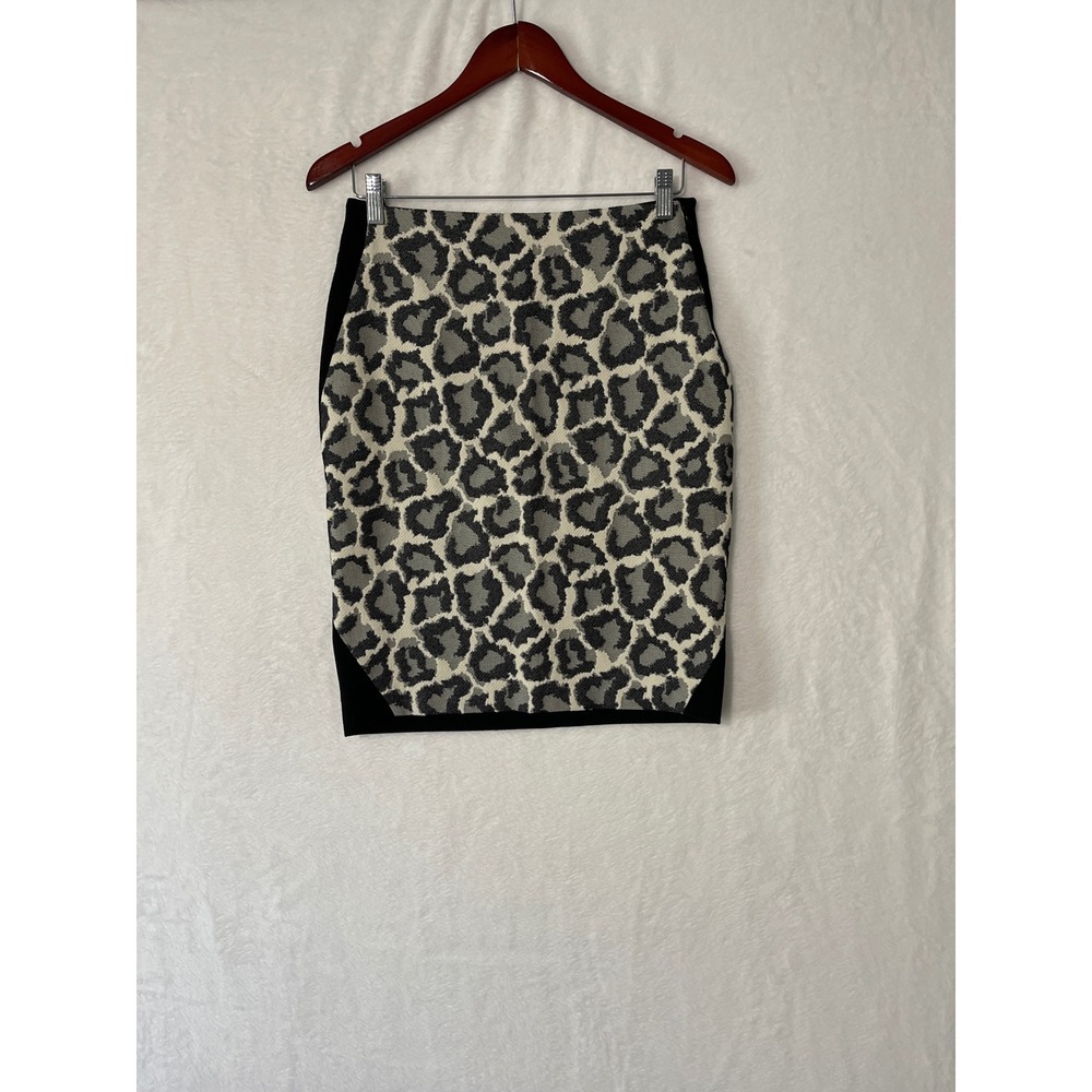 Diane von Furstenberg DVF Leopard Print Jacquard Pencil Skirt Black Grey Size 6